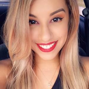 Meet your Posher, Nicole